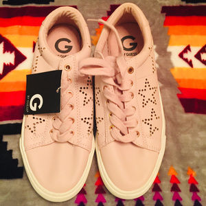 BY GUESS WOMEN'S PINK SNEAKERS